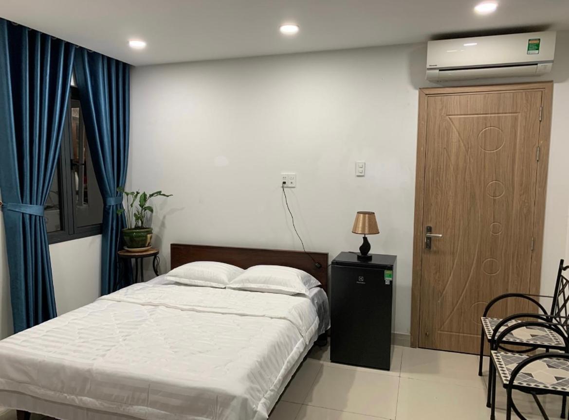 Tutaco Double With King Bed & Bath * TP. Hồ Chí Minh